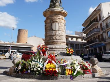 Ofrena floral al rei Jaume III