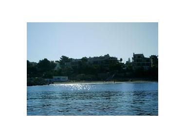 Participa en la neteja popular del Caló de Sant Antoni dia 24 de març de 2013 Participa en la neteja popular del Caló de Sant Antoni dia 24 de març de 2013