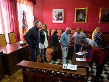 Acord entre Ajuntament de Llucmajor i sindicats per la carrera professional dels empleats públics