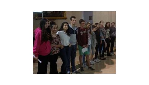 Sant Jordi al Col·legi Nostra Senyora de Gràcia Sant Jordi al Col·legi Nostra Senyora de Gràcia