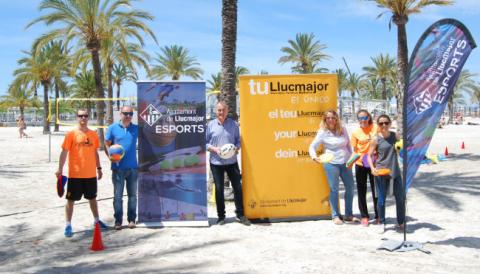 Llucmajor impulsa l'esport a la platja de s'Arenal per a fomentar pràctiques saludables