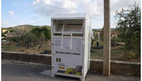 La recollida de roba i calçat de Deixalles augmenta un 156 per cent al terme de Llucmajor